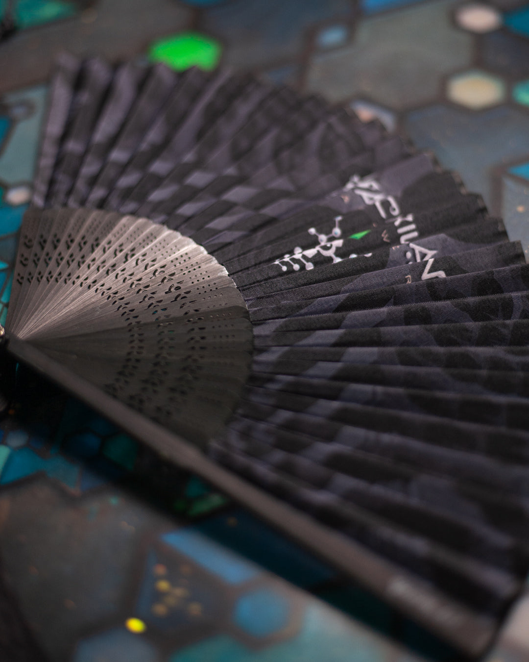 Hand Fan / Bamboo - SANDOKAN